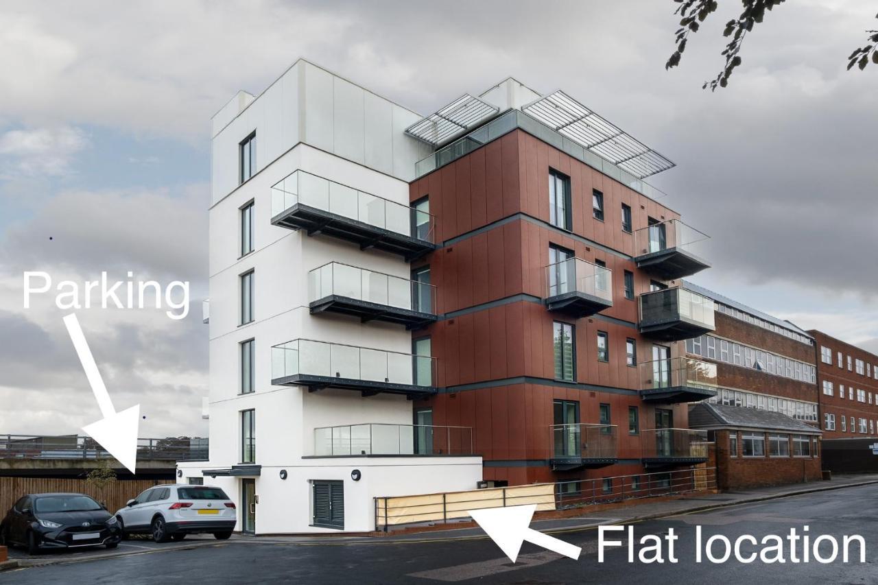Akugi Homes: Modern Serviced Accommodation for All Luton  Exterior photo